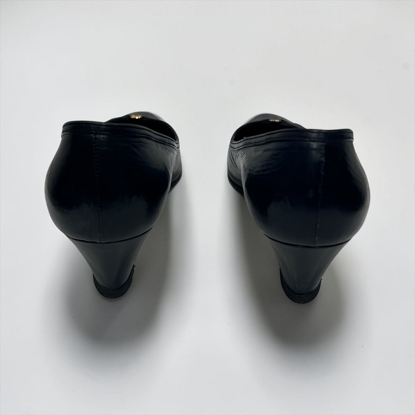 Vintage Gucci Leather Pumps|Late 80s