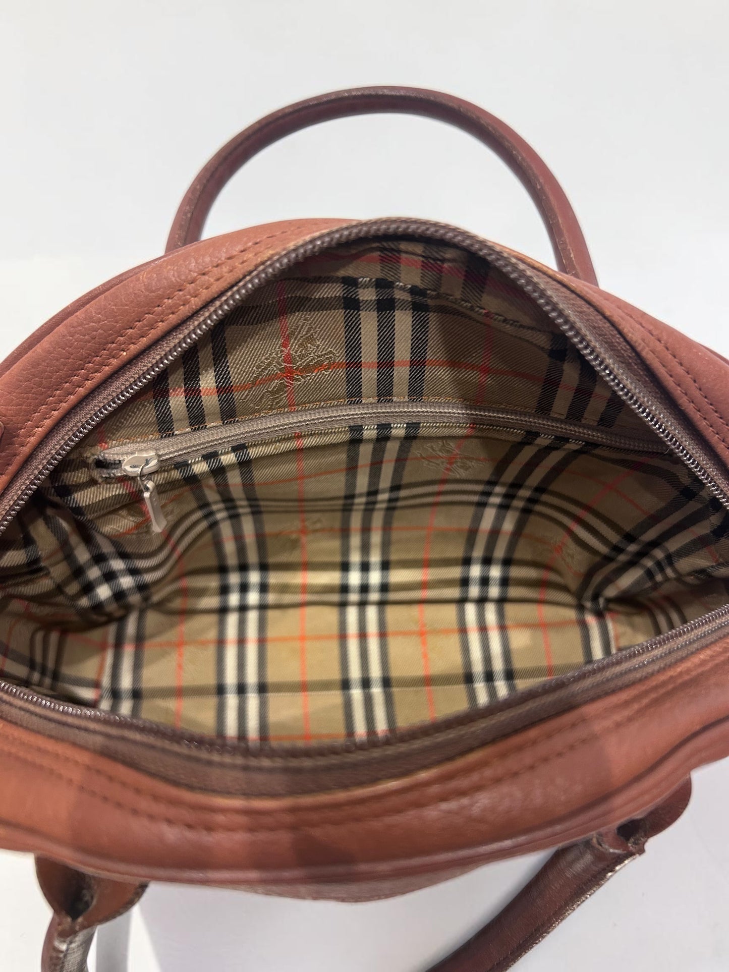 Vintage Burberry Brown Leather Dome Handbag | Late 1990s – Early 2000s