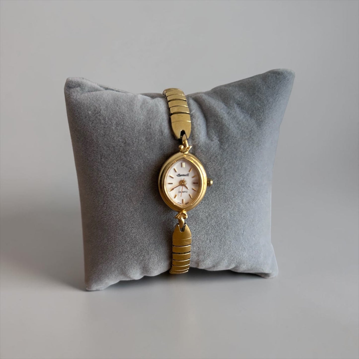 Vintage Gold-Tone Bracelet Watch | 1990s