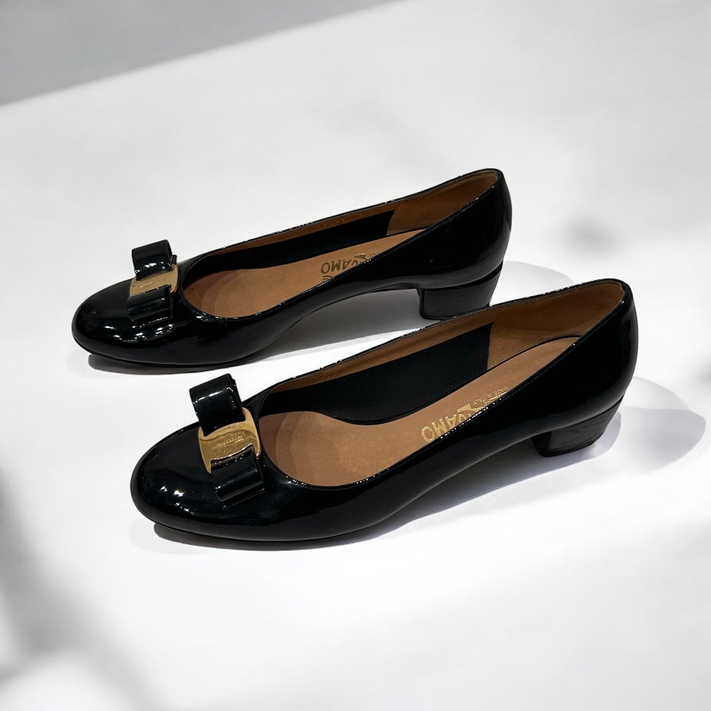 Vintage Ferragamo Patent shoes