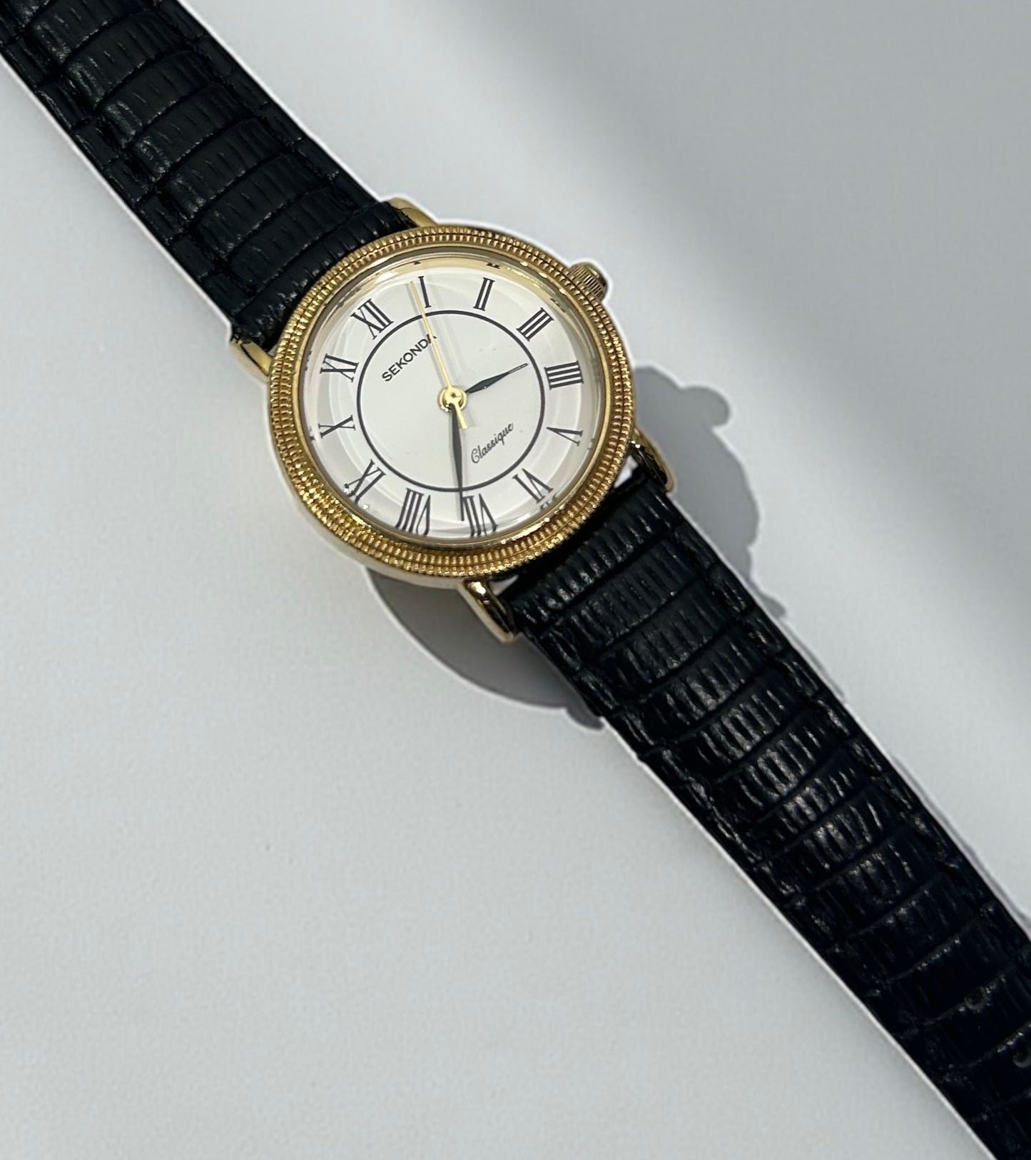Vintage Sekonda Classic Hand Watch