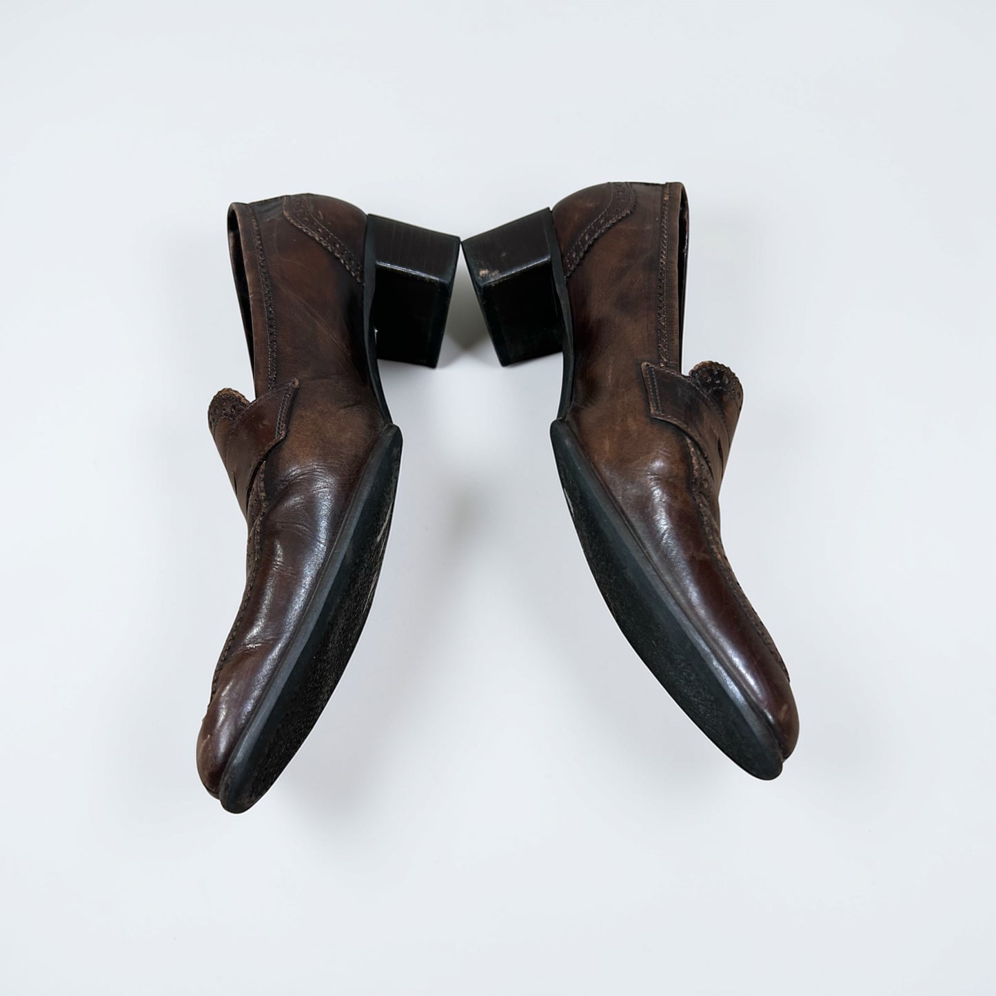 Gabriele Brown Leather Pointed Toe Heeled Loafers| 90s