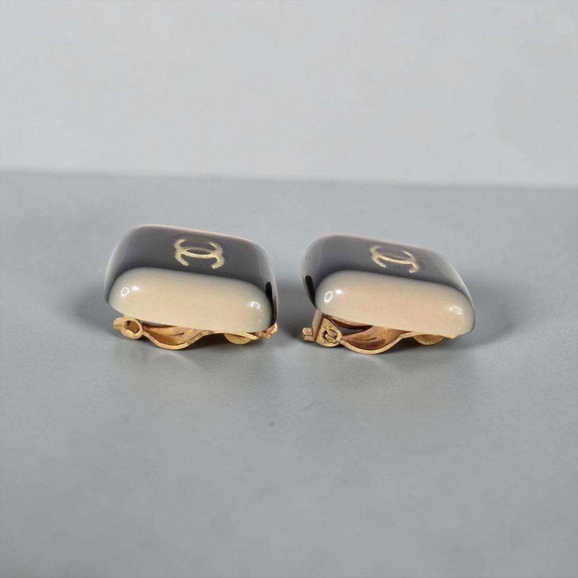 Vintage Chanel CC Clip-On Earrings| Fall/Winter 2001
