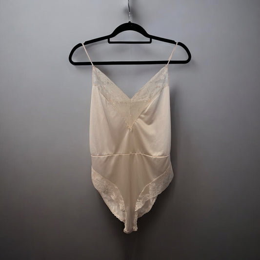 Vintage Lace Bodysuit in Ivory