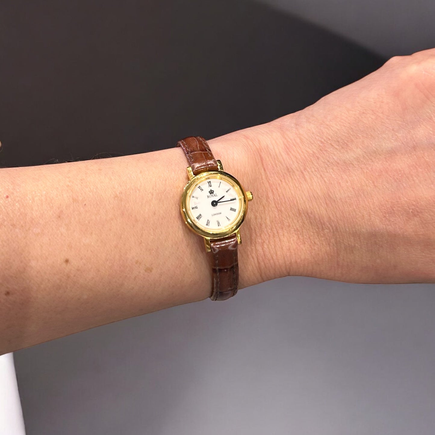 Vintage Royal London watch