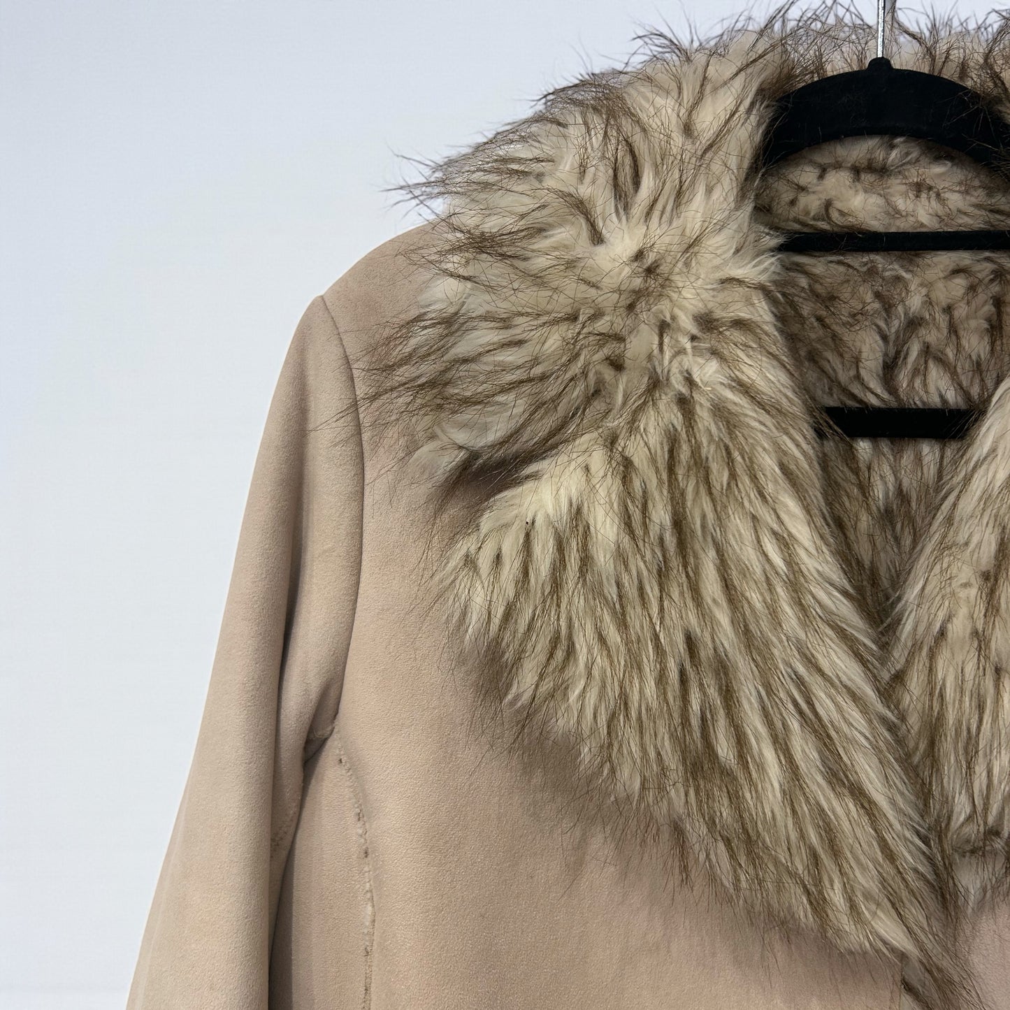 Vintage Beige Faux Shearling Jacket with fur