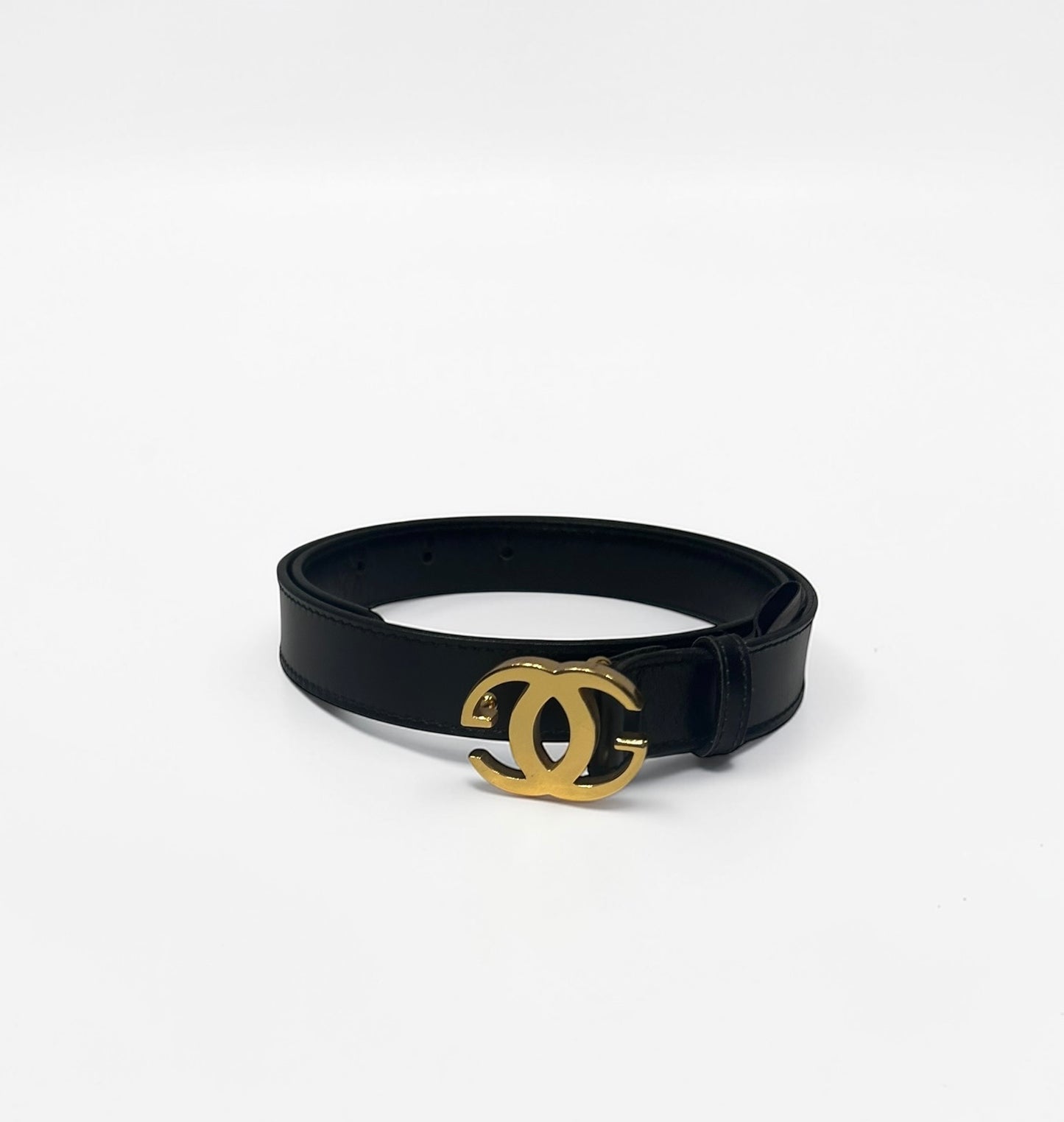 Vintage Gucci  Black Leather Belt with Gold Interlocking GG Buckle|1990’s
