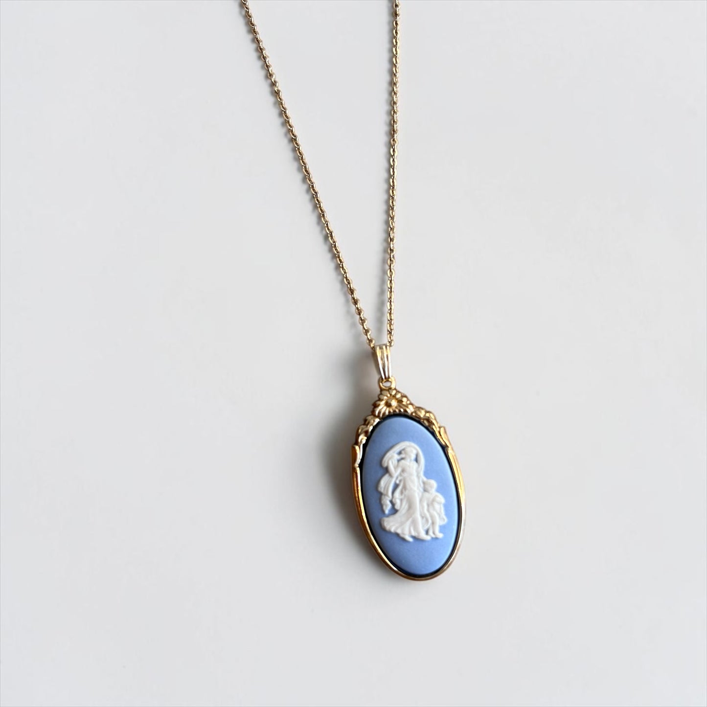 Vintage Wedgwood Jasperware Cameo Necklace| 1980s