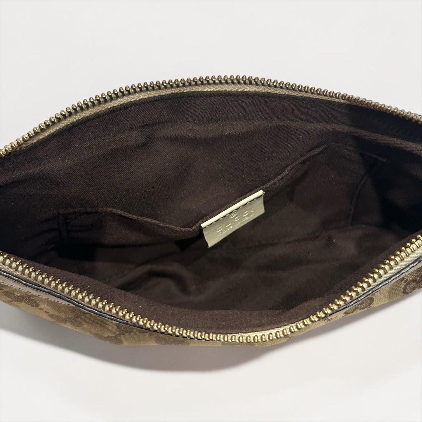 Gucci GG Canvas Shoulder Bag|circa 2008–2009