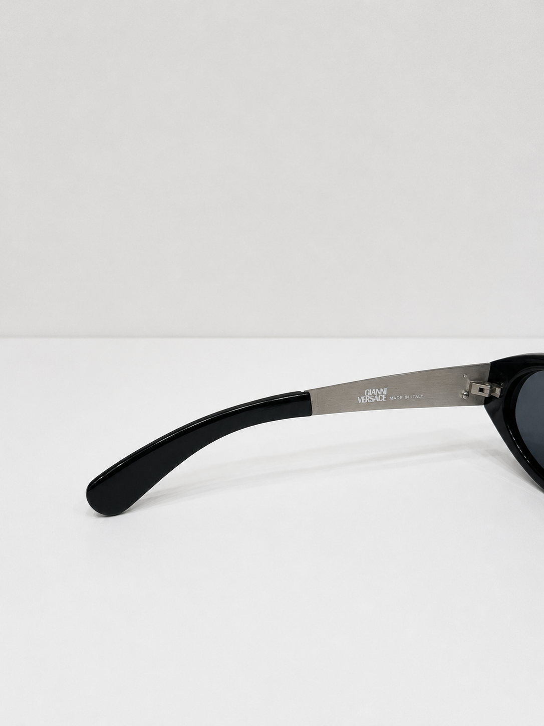Vintage Gianni Versace Oval Sunglasses with Brushed Metal Temples | Late 1990s