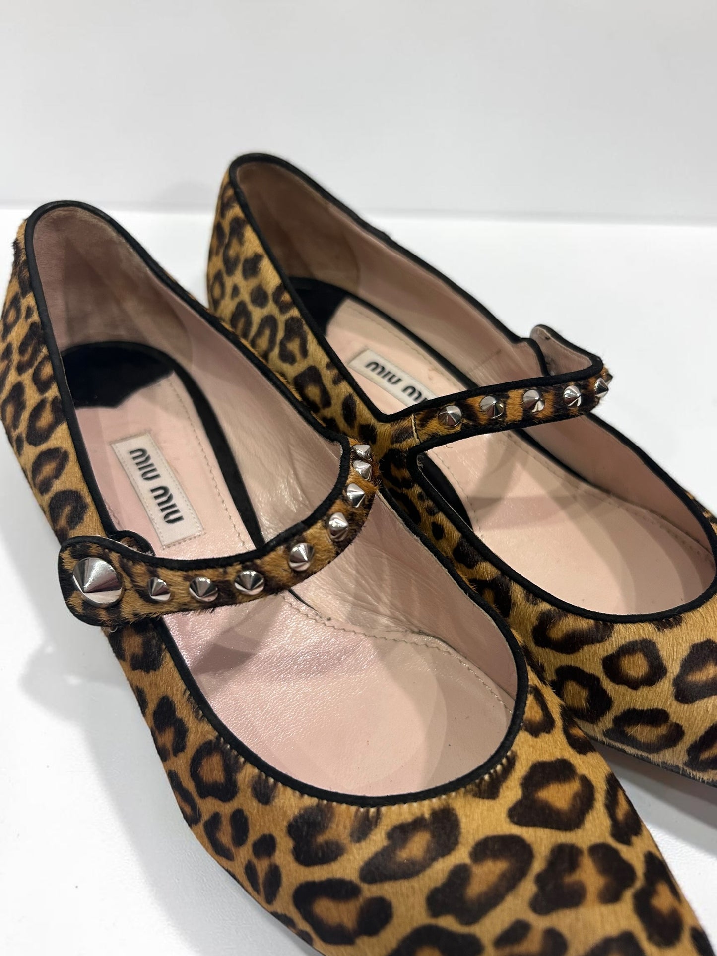 Miu Miu Leopard Print Calf Hair Kitten Heel Pumps|2010