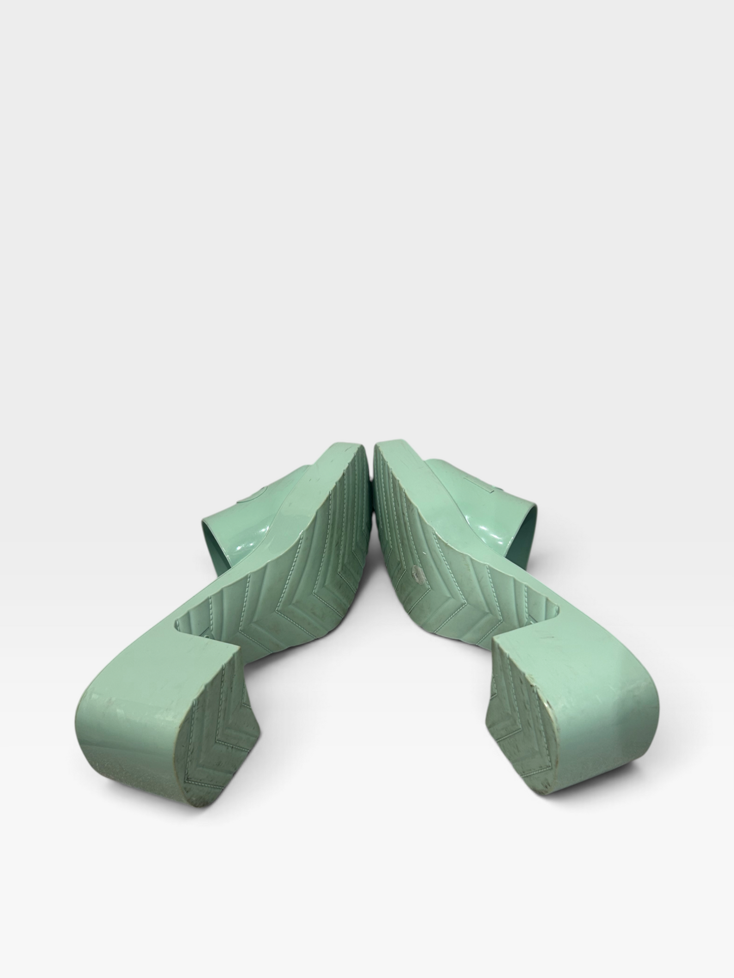 Gucci Mint Green Rubber Platform Slides| Pre-Fall 2020