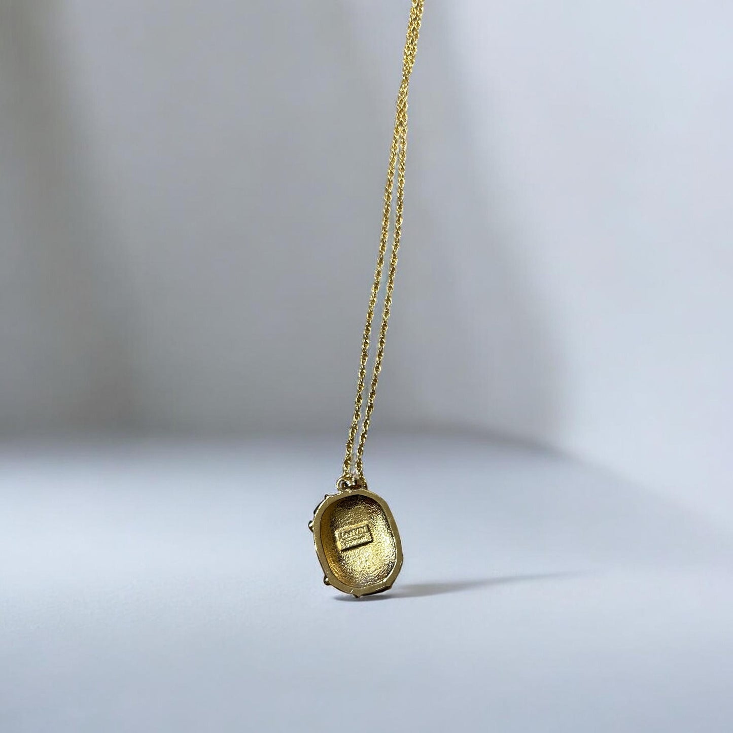 Lanvin Gold-Tone Pendant Necklace |Late 80s / Early 90s