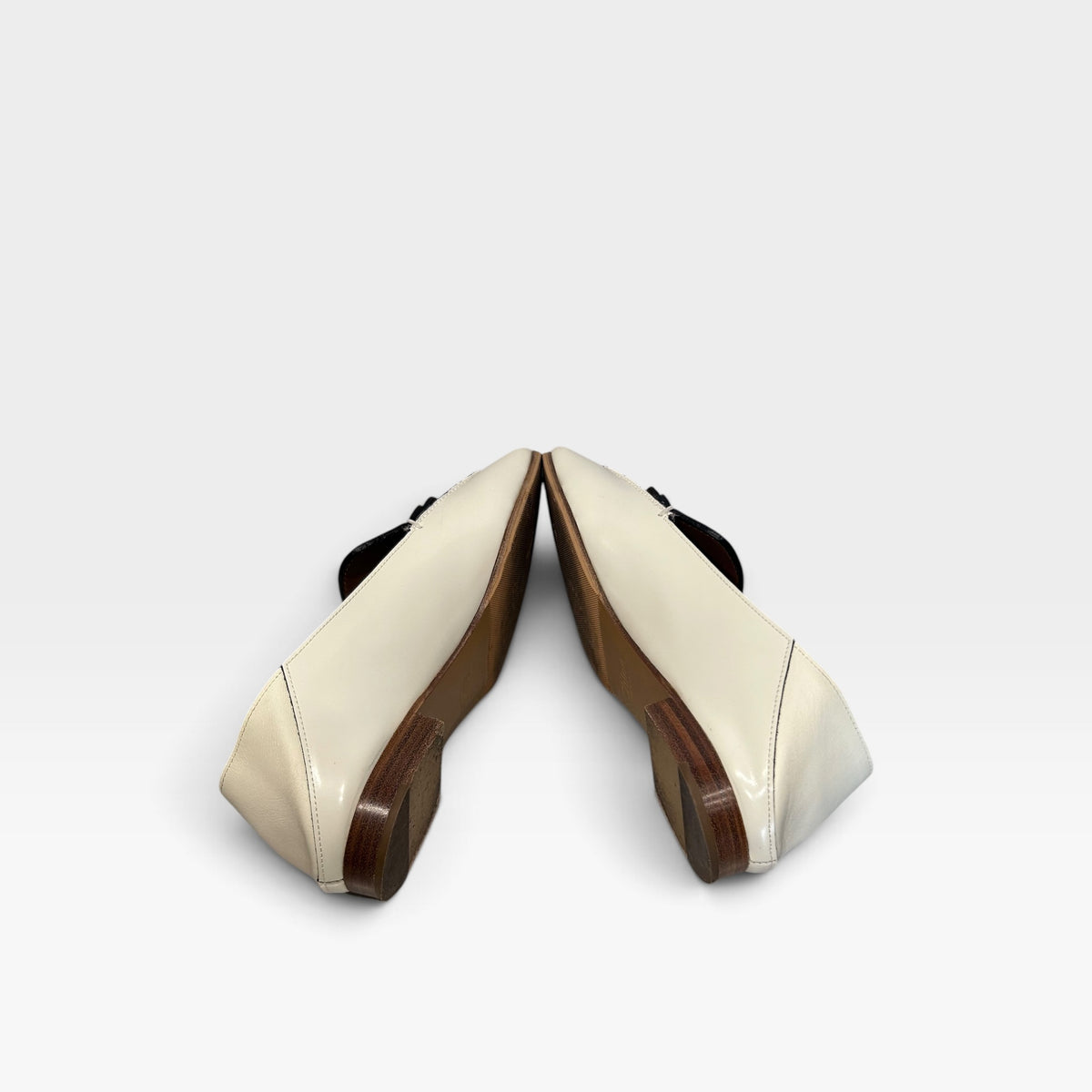 Chloé Cream Leather C Logo Convertible Loafers | 2019