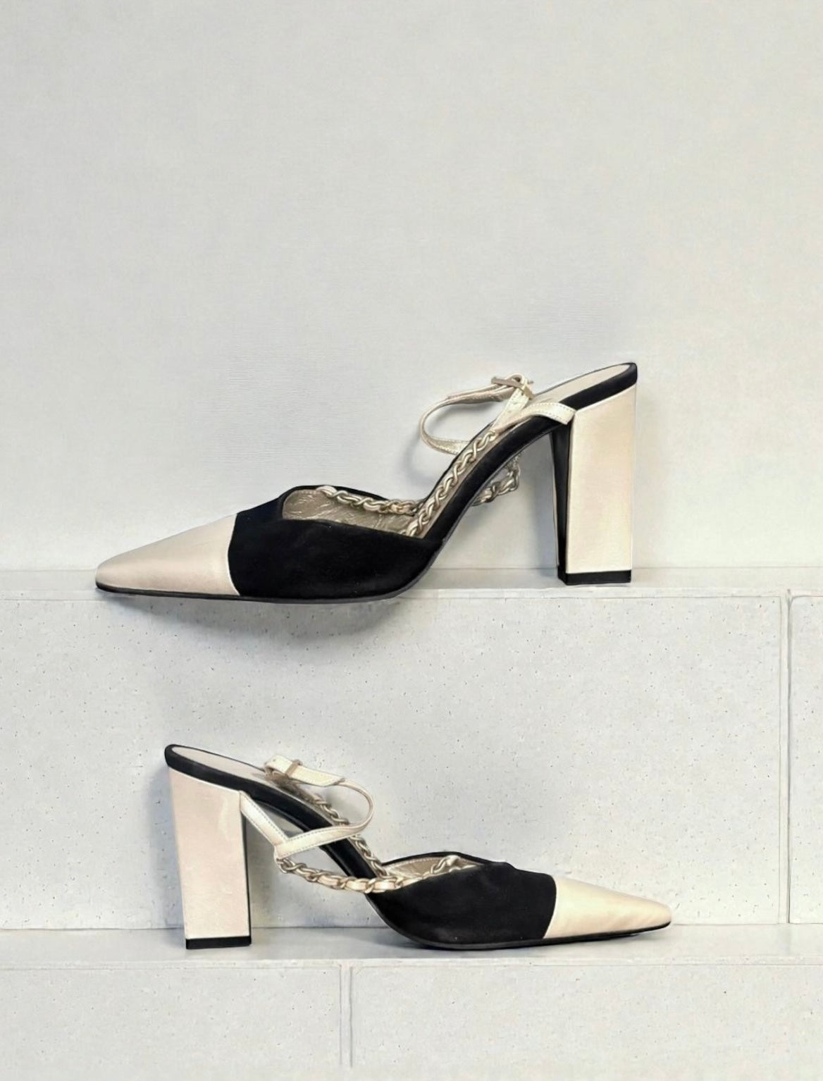 Vintage Chanel Two-Tone Slingback Pumps with Chain Detail|Late 1990s