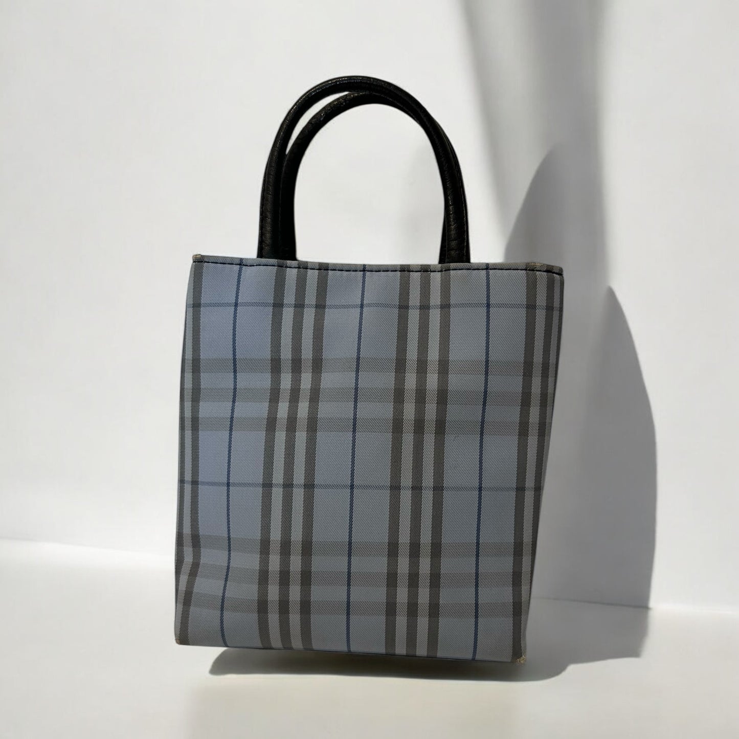 Vintage Burberry hand bag